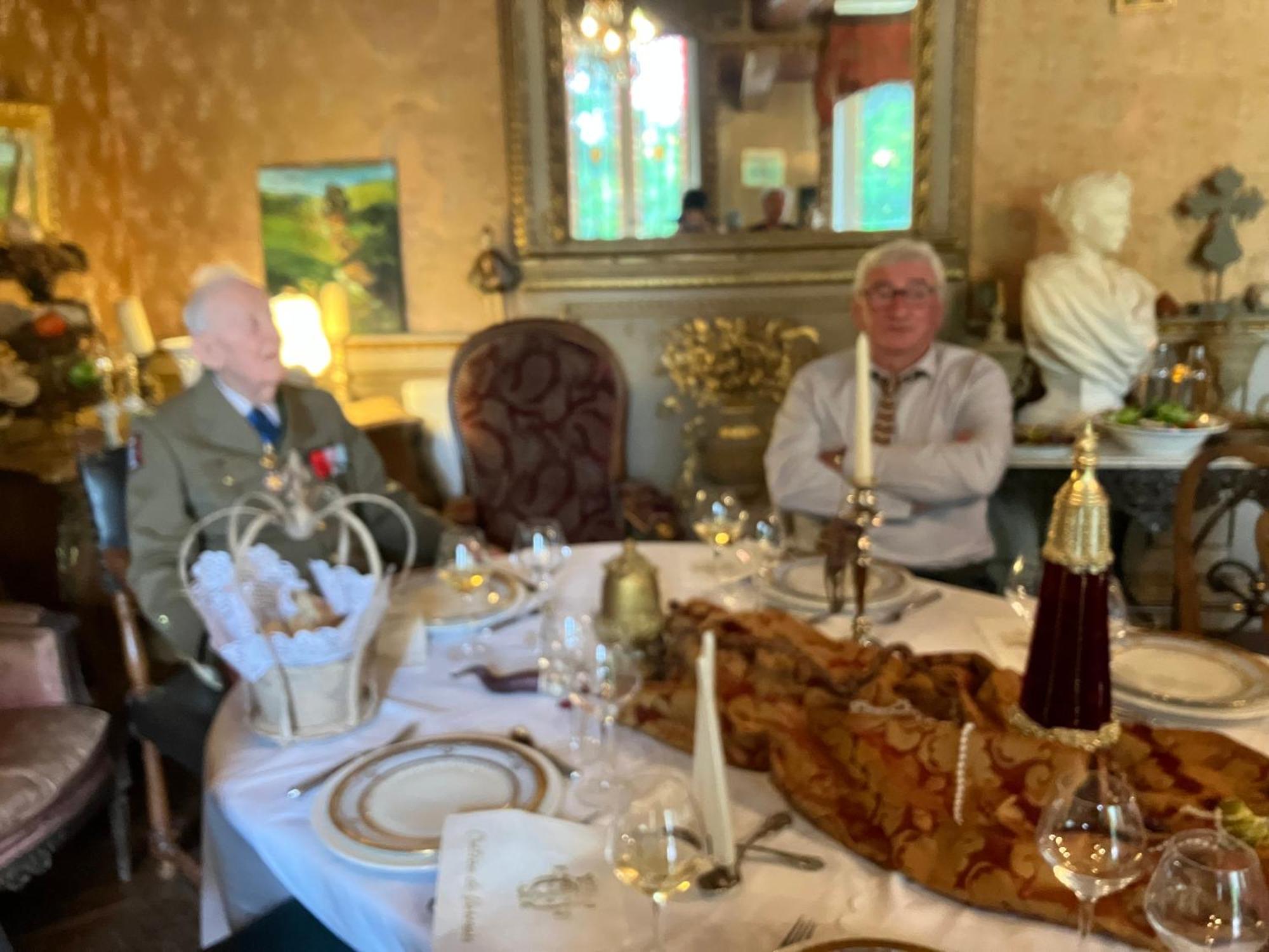 Chateau De Varennes Екстериор снимка